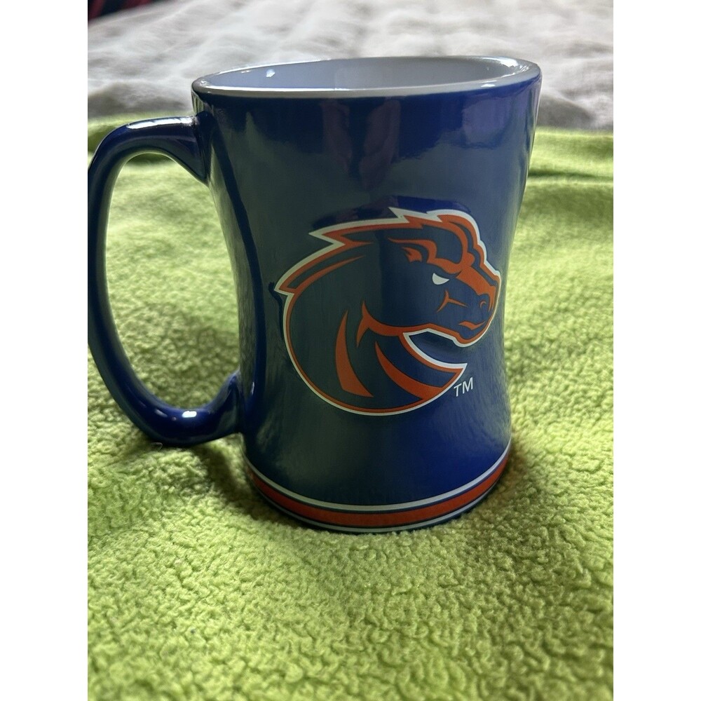 New Boise State Broncos NCAA Large Sculpted Cafe Mug Raised Logo